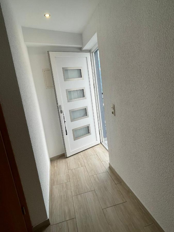 Schoenes Gemuetlicher Zimmer In Zentrum Rüsselsheim Exterior foto